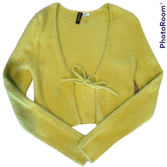Divided Tops - Divided Front Tie Knitted Cropped Long Sleeve Top Size XS Yellow Green